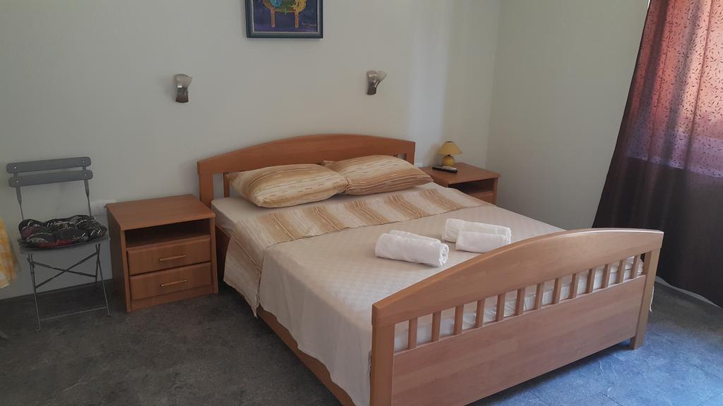 Zen Apartmani โนวีซาด ภายนอก รูปภาพ