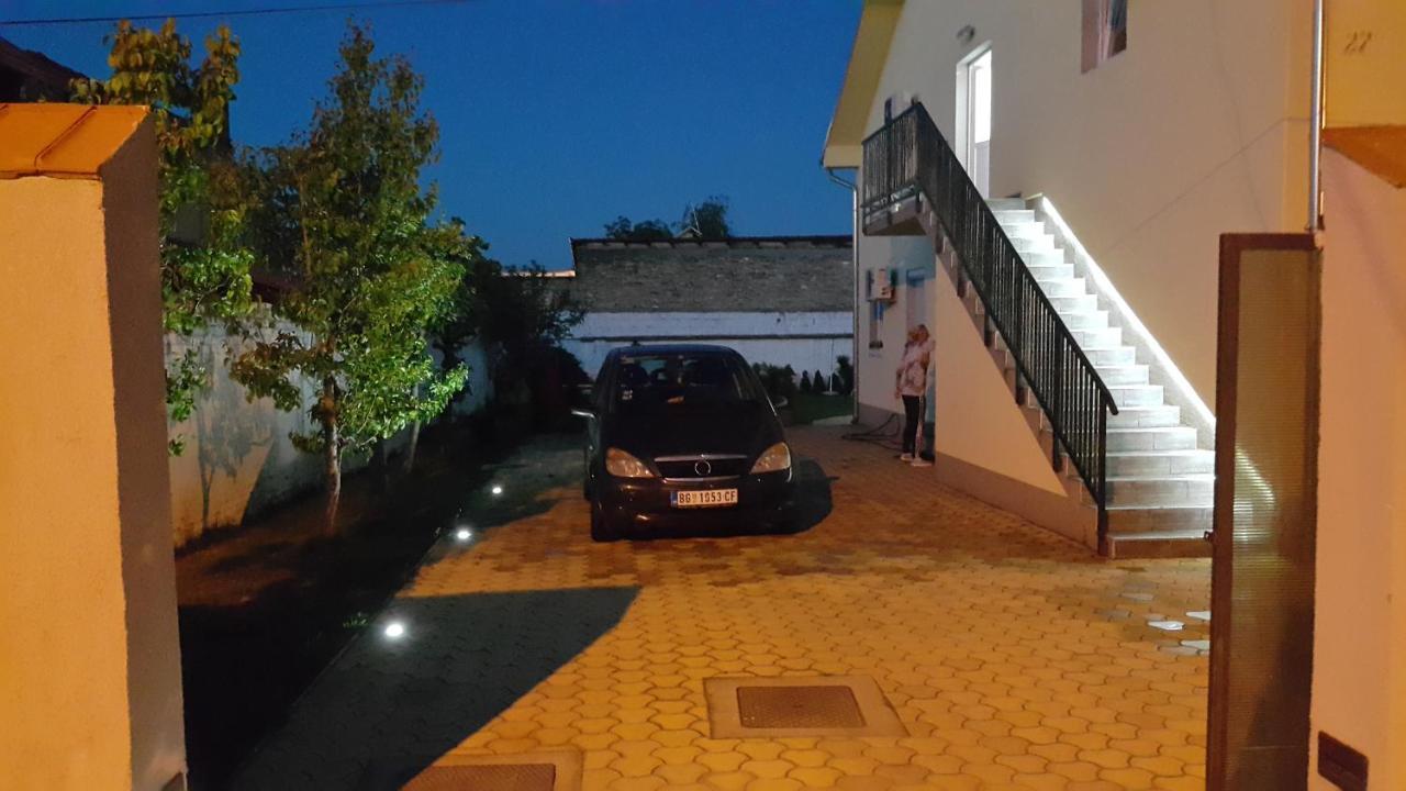 Zen Apartmani โนวีซาด ภายนอก รูปภาพ